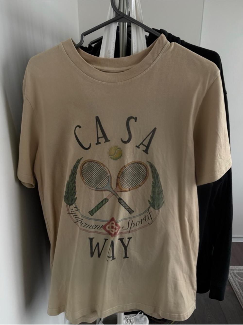 Casa Blanca beige tee